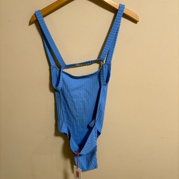 NWT Solid & Striped The Toni One-Piece in Solid Rib French Blue- Size Large - Picture 6 of 11